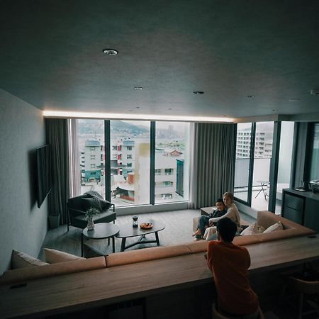 Hotel Fav Lux Nagasaki Esterno foto